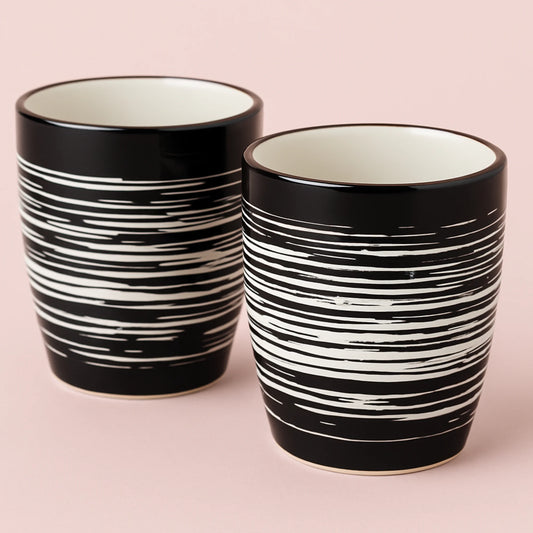 Ceramic Cup Duo - Zwart en ivoor grafisch patroon